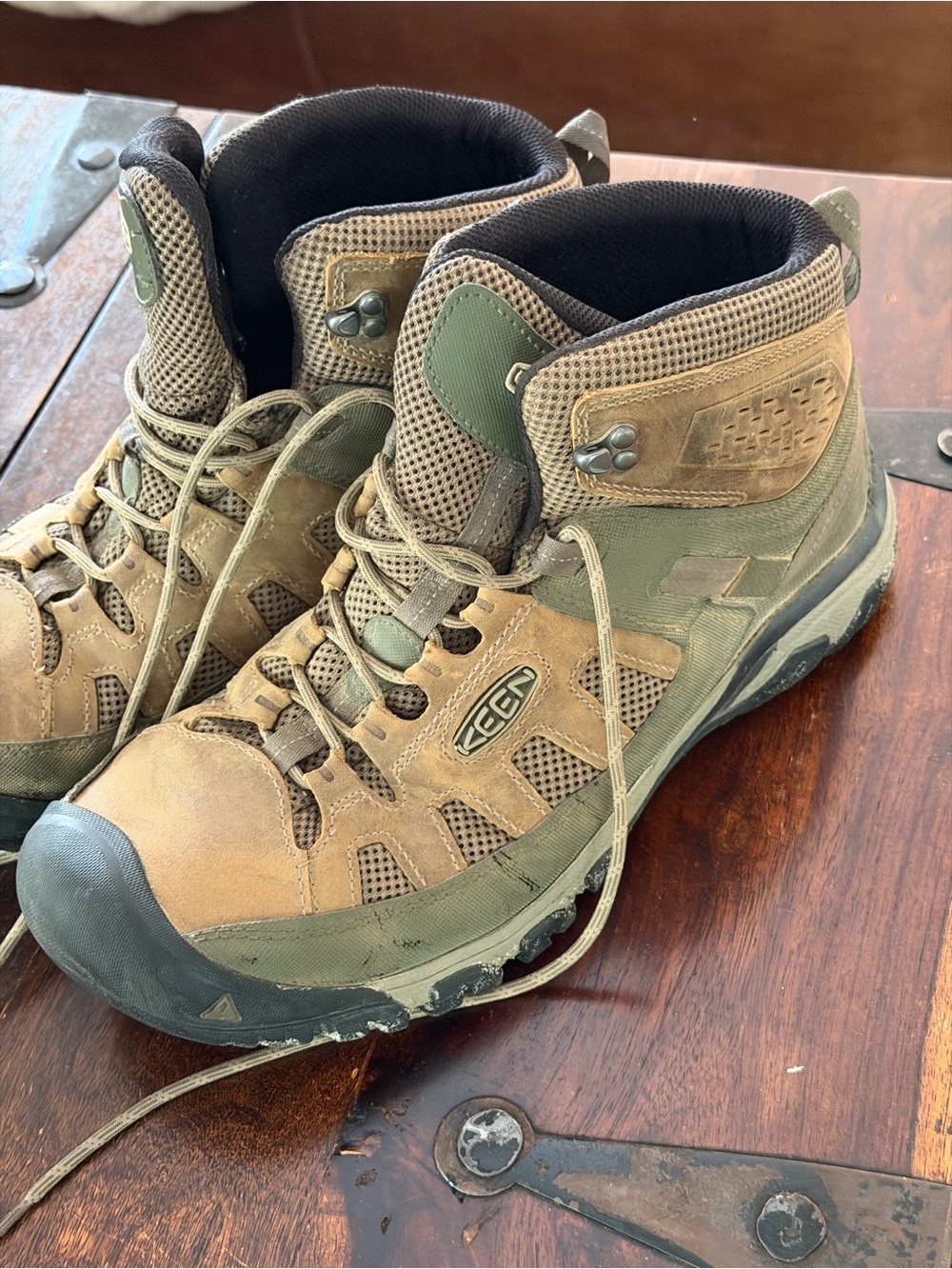 Rye Black and Yellow Hiking Boots